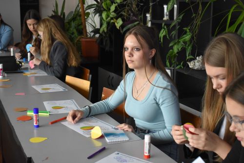 Толстовский университет продолжает знакомить школьников с будущими профессиями 